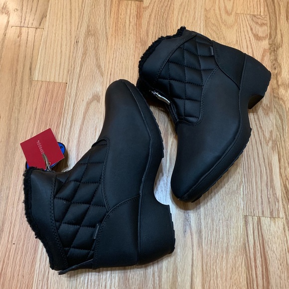 NWT Weatherproof “Lori” Zip Rain Booties - LAST PAIR SIZE 6.5! - Picture 5 of 7